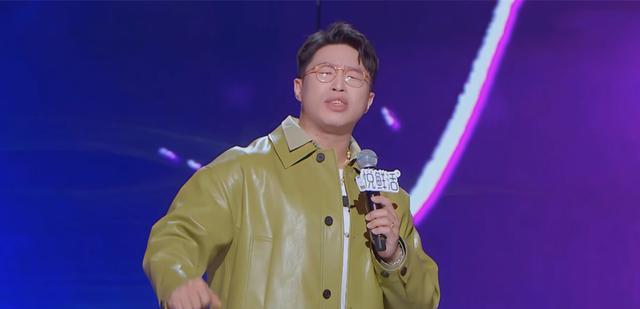 岳云鹏|德云社烧饼岳云鹏同台，因谁怕媳妇产生争执，烧饼的回答彰显成熟