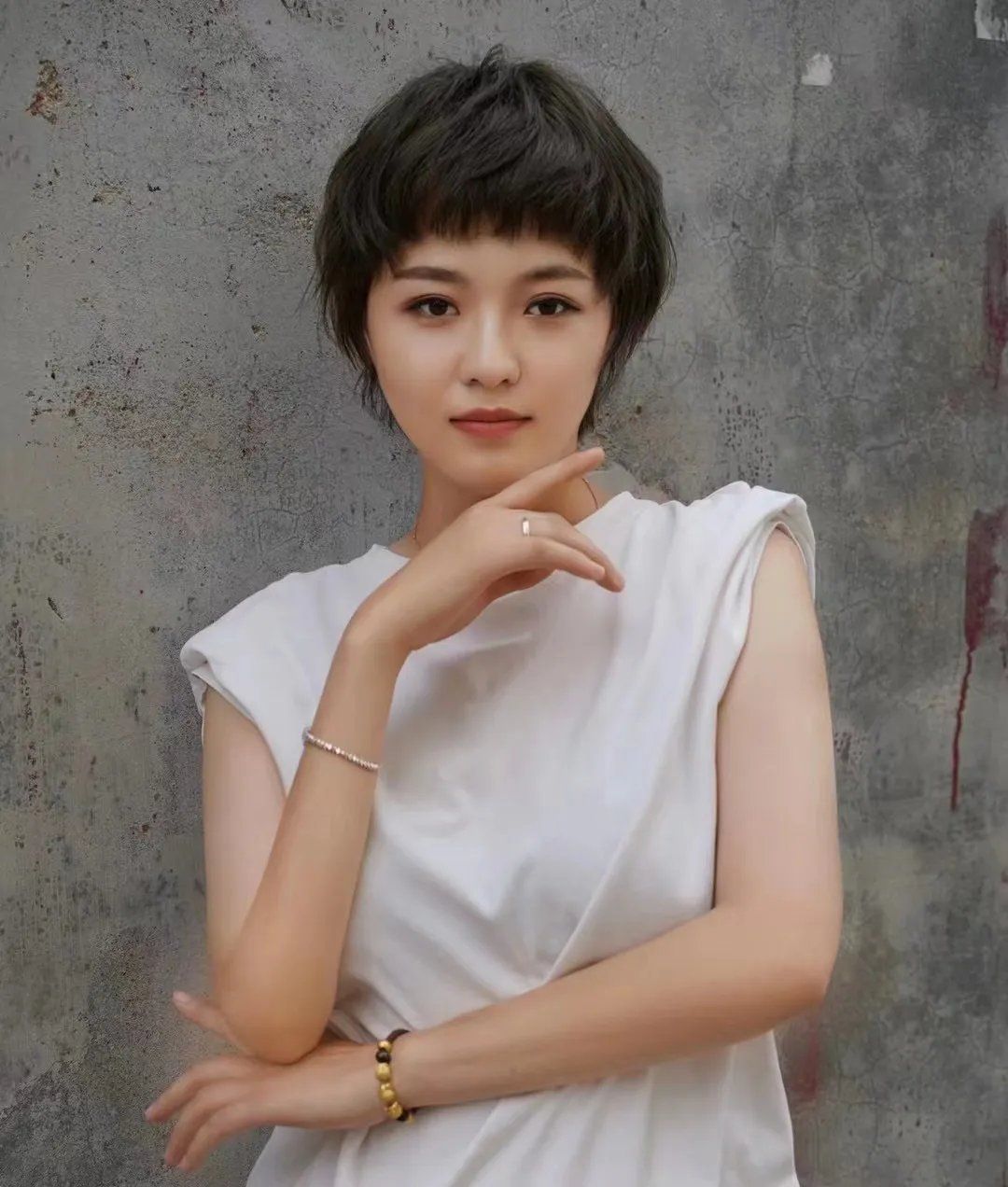 豆腐 8月女发怎么剪？不妨试试这15款，美到值得点赞