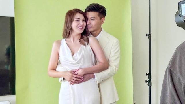 单文柔|陈展鹏晒与太太一起摸肚被猜测怀二胎 单文柔澄清只是胖了不是怀孕