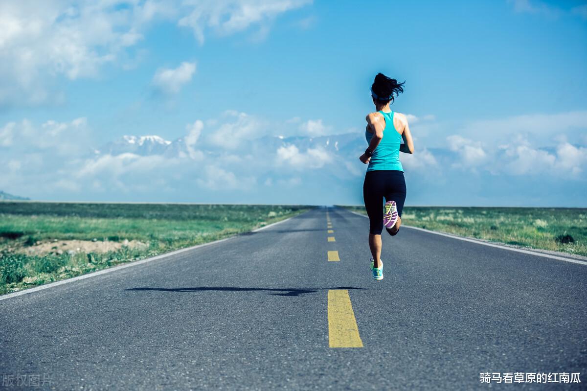 |如何步步争先，走向职场巅峰，这本书里全有