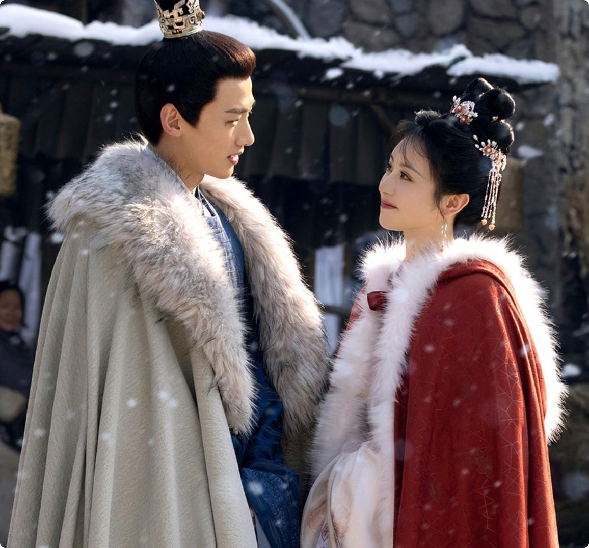 冯绍峰|上线2小时，拿下榜单第一！冯绍峰一出手，就是古装剧“王炸”