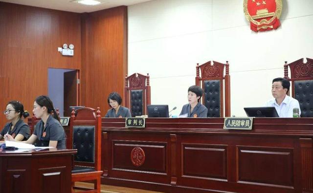 案例:男子看成人视频看到自己老婆,场景竟是自己家中卧室