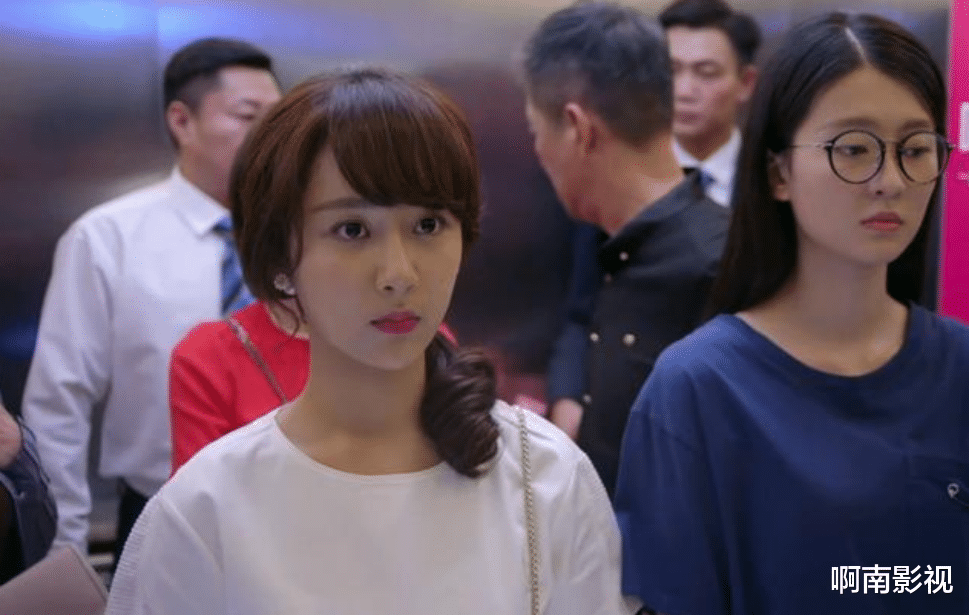 琼瑶|《欢乐颂》：邱莹莹为什么会被白渣男欺骗？都是她自找的