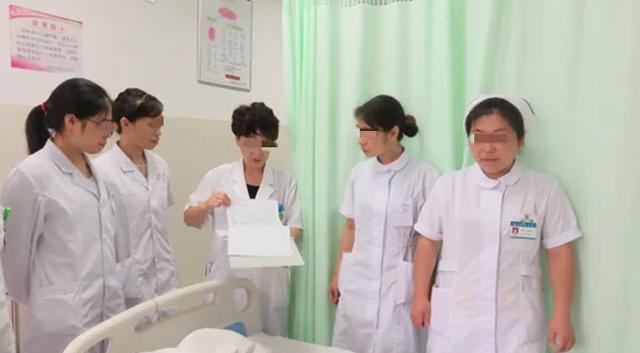 案例:女医生与男护士在厕所偷情,遭患者偷拍、勒索引发血案