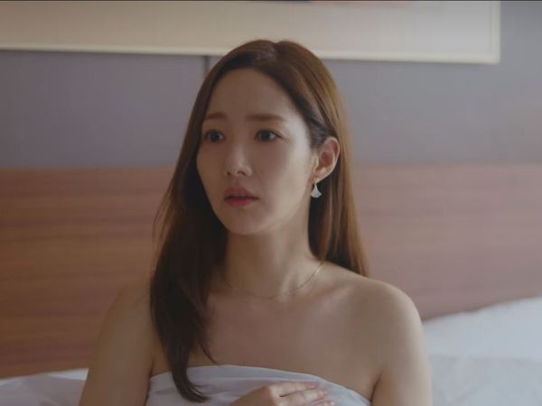 朴敏英|35岁朴敏英新剧裸香肩，8万宝格丽耳环跟着抢镜！