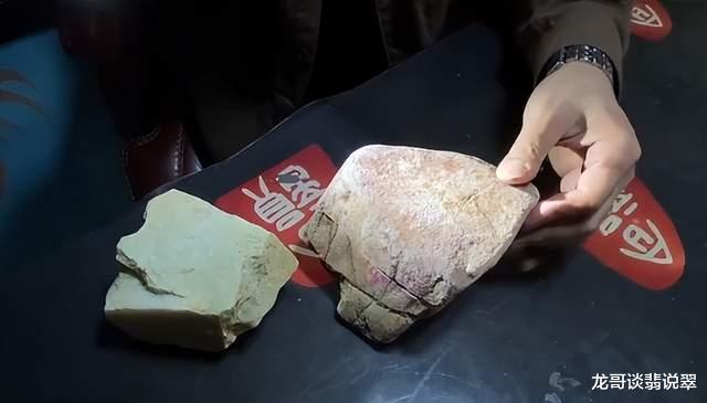 翡翠|龙哥说翡翠：嫩空的料子到底长什么样？有皮和无皮的区别在哪里？