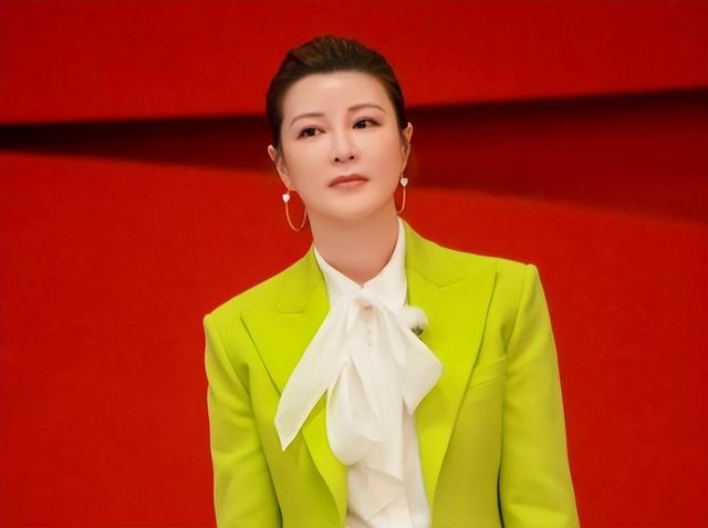 乐华娱乐|内娱25家经纪公司大团建,200多位艺人参加,乐华娱乐来了3个组合