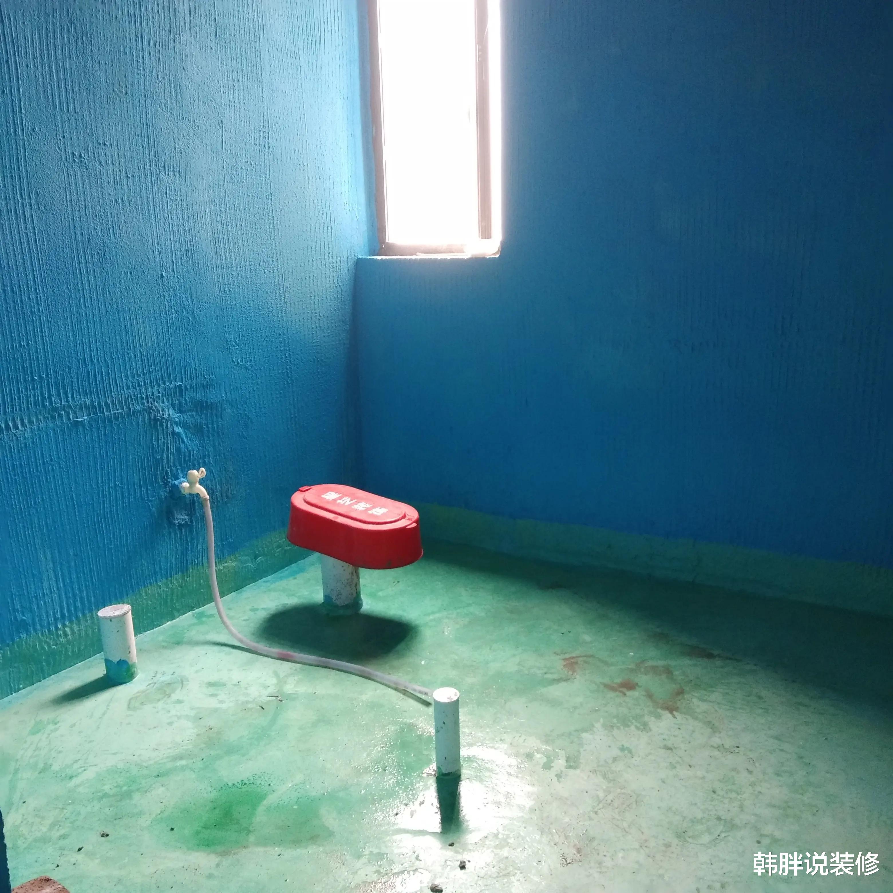 参观完朋友的新房,叹息家里没做下沉式卫生间,好处实在太多了