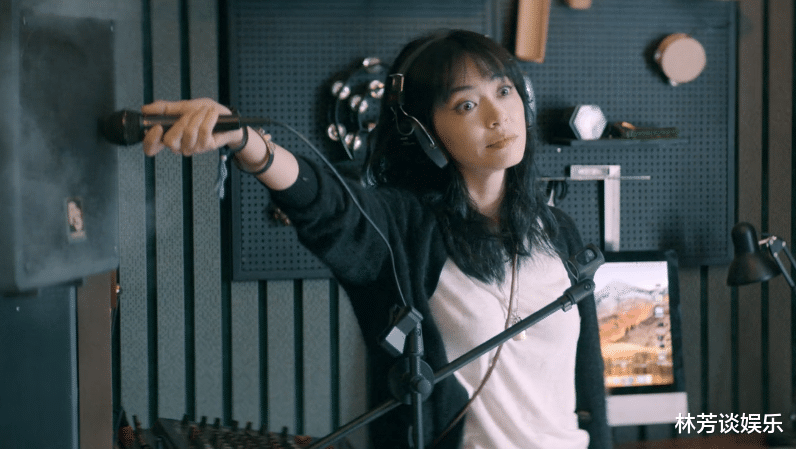 摇滚狂花|全程大笑，瞪眼神功？《摇滚狂花》女一号把“演技炸裂”玩出名堂