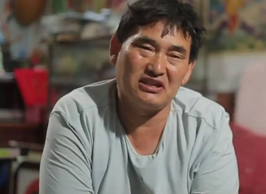 陈萌|大衣哥与新儿媳罕见同框，陈萌模样大变认不出，更像朱单伟的姐姐