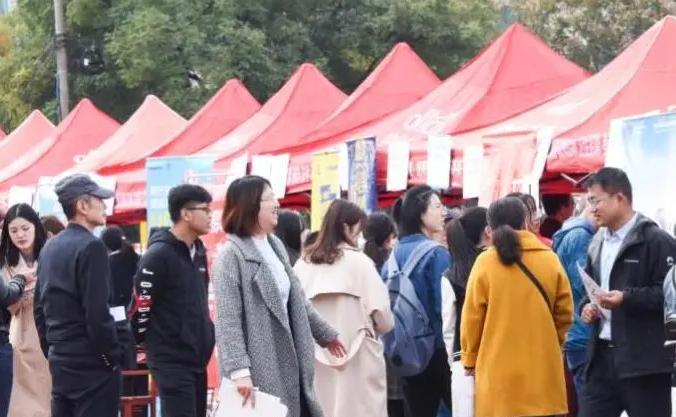 招聘|专科生“春天”来了,中国铁路武汉局2023公开招聘,以专科生为主