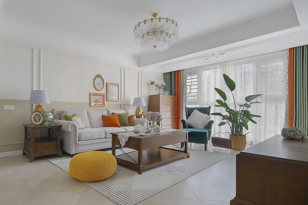 126㎡美式,跳脱绚丽色彩、流畅的石膏线条...舒适慵懒又不失精致