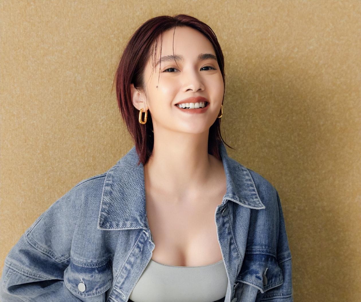 杨丞琳|38岁杨丞琳发照秀身材，体态轻盈似少女，小腹平坦很吸睛