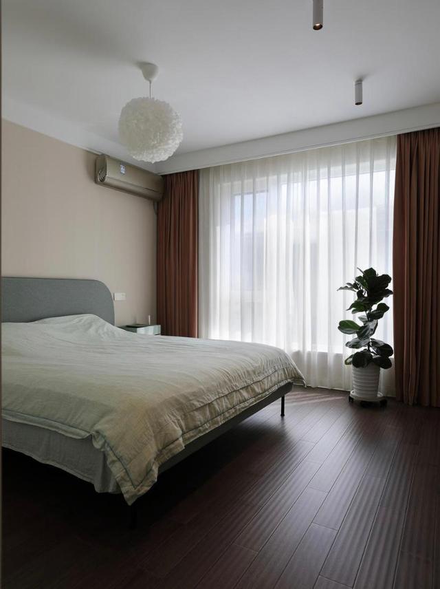 发现一户“港风”装修，被灯光设计迷住，那叫一个通透又高级！