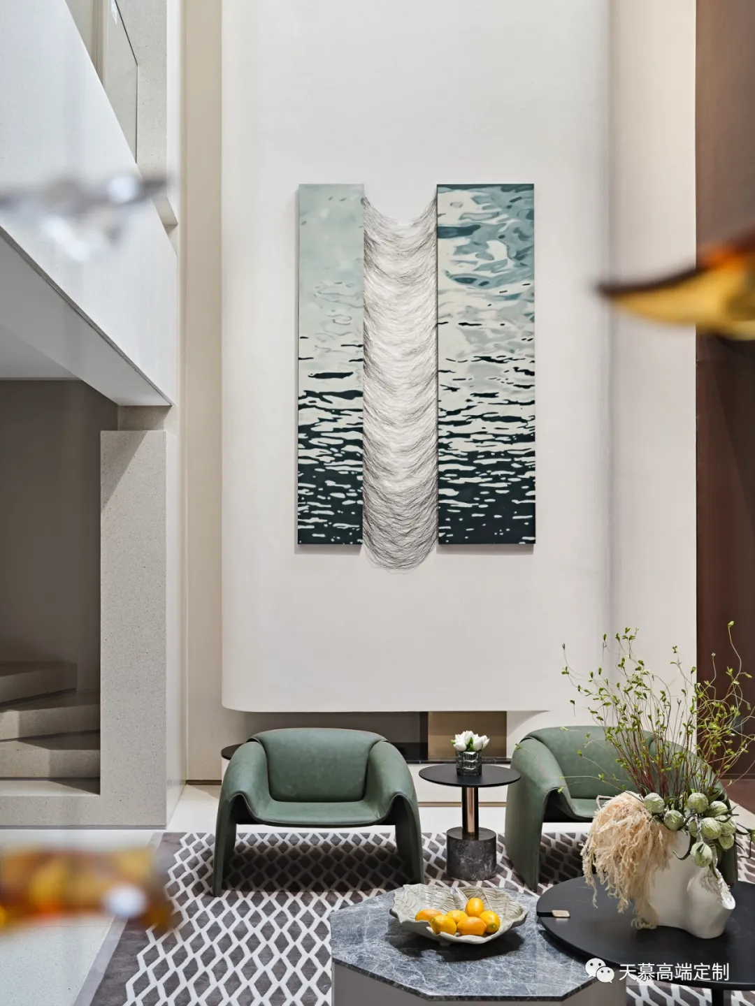 地下二层的传来的音乐为何如此动人