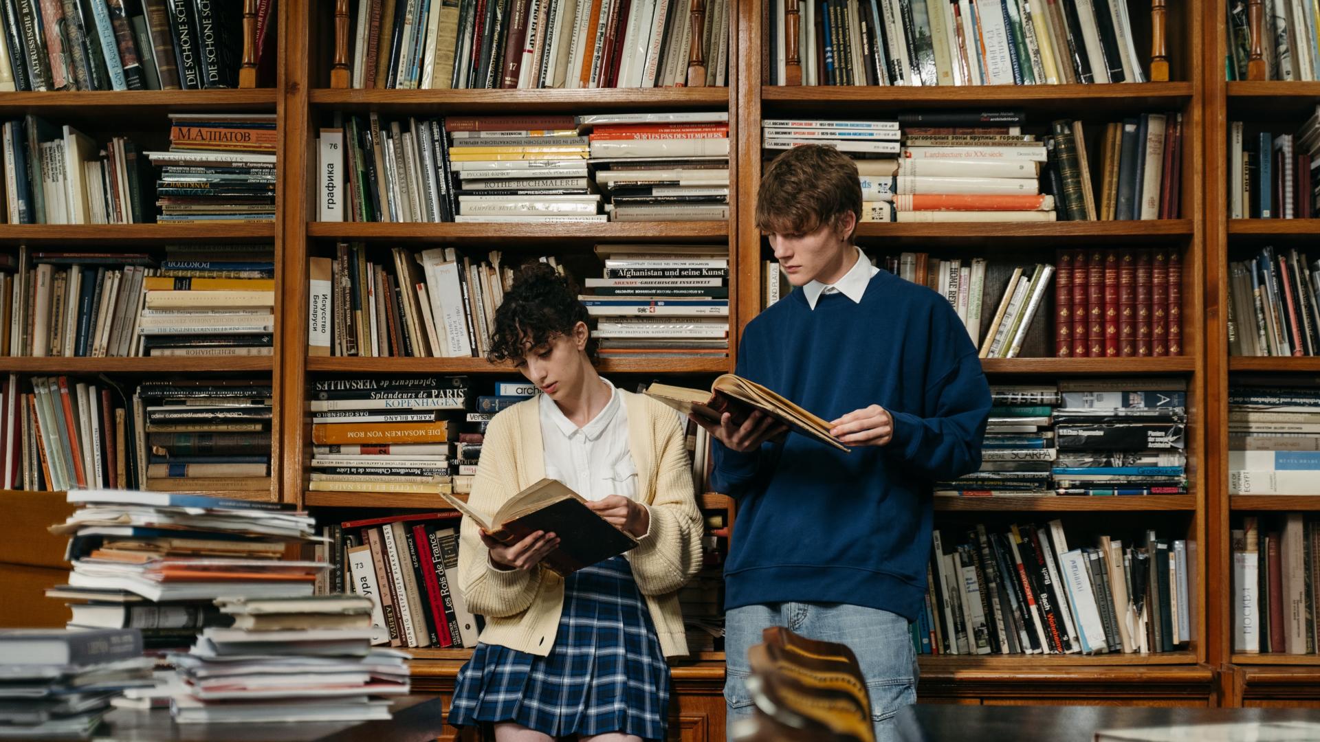 求职|思潮英文 | 大学去法国里昂高商留学怎么样？有什么优势？