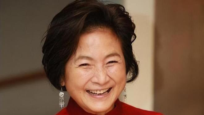 郑佩佩|郑佩佩谈周星驰，千年人参茶其实是可乐，周星驰连续喝了3大杯