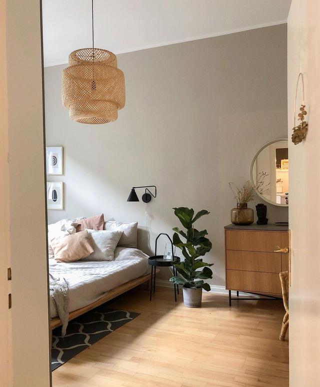 85平德国住宅，小客厅小窗户，拼色厨房和惬意的露台，简约又清新