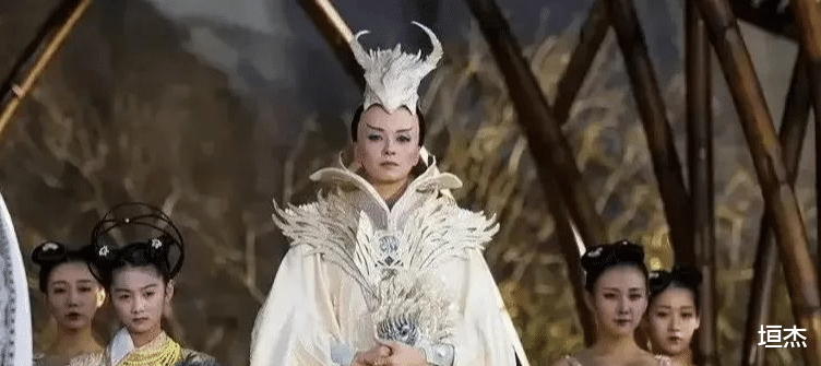 徐静蕾|表面是过气演员,实际是“隐藏画家”,这6位女星个个妙笔生花