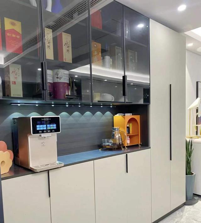 90后夫妇家的名场面,硬装“简单化”空间翻倍,实在太会布置了