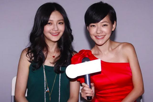 大S|汪小菲终于回应大S再婚,一个称呼切断所有情分,大S太不值得