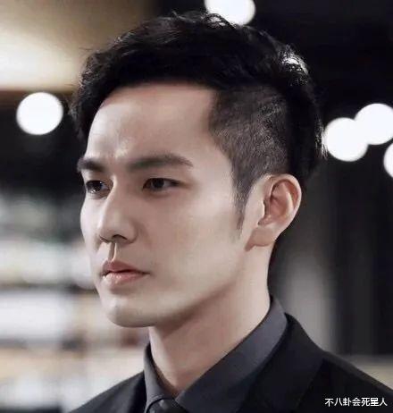冯绍峰|从冯绍峰身上,我看到了中年男星“放纵”自己的“悲哀”