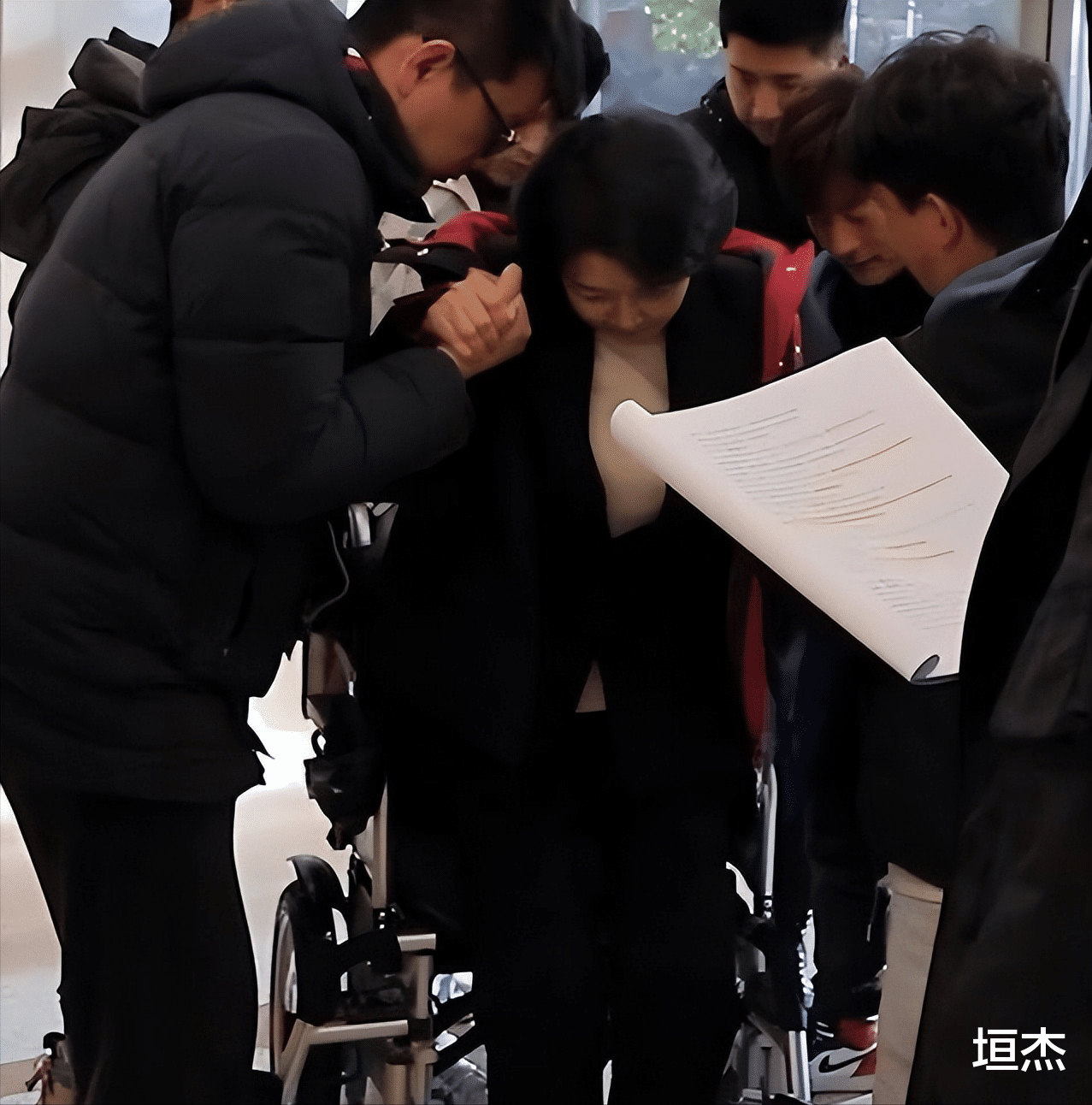 |住豪宅、嫁外国，病逝他乡，这些移居国外的老牌明星浮沉各异