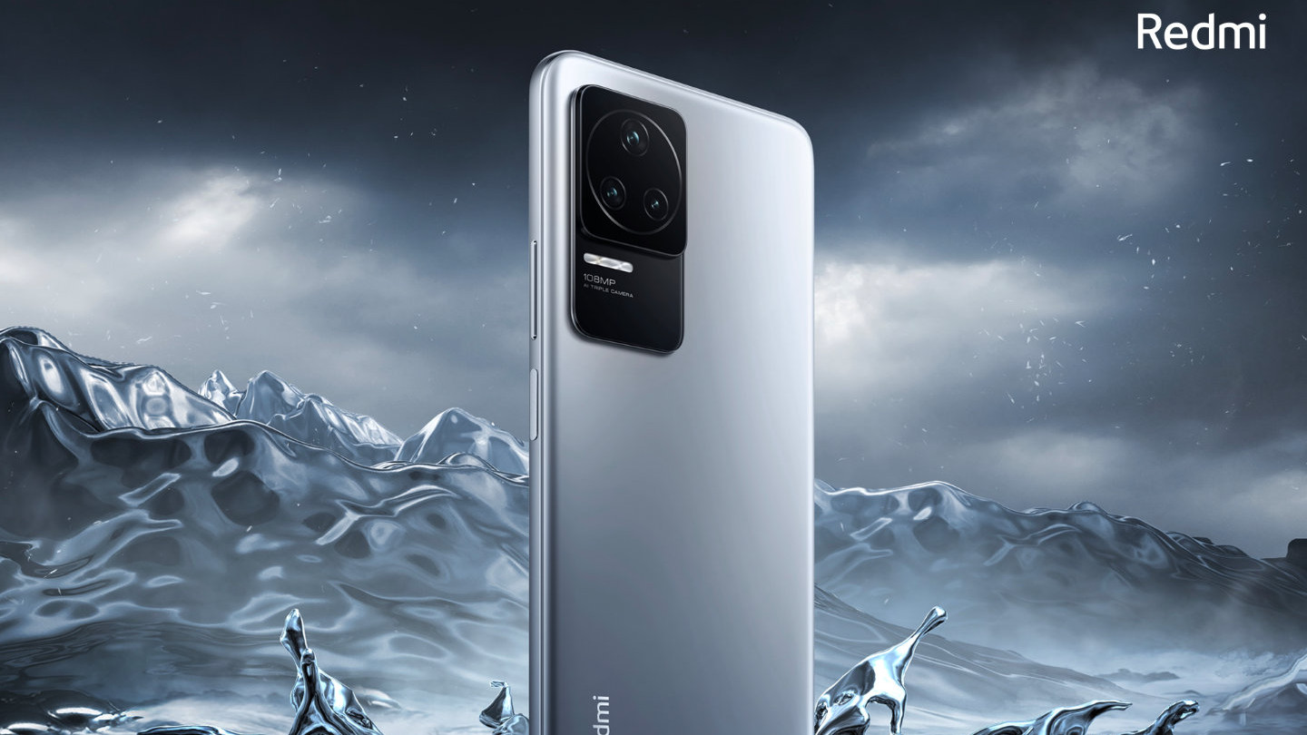 卢伟冰|刚澄清自己无意踩iPhone SE后，卢伟冰将火力瞄准了国产荣耀手机