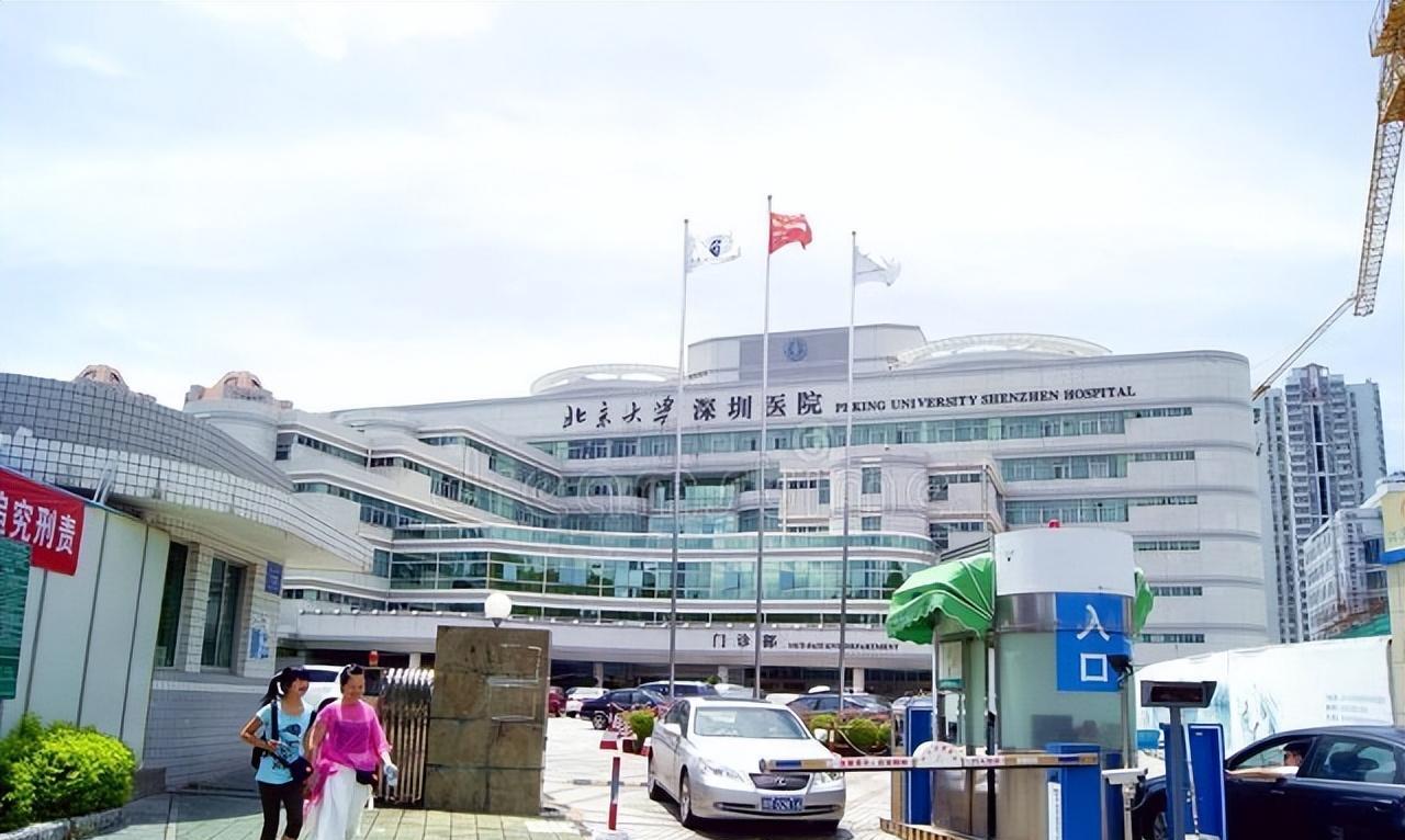 许可馨|许可馨偷偷回国藏不住，抹黑祖国挑战国人底线，白富美人人喊打