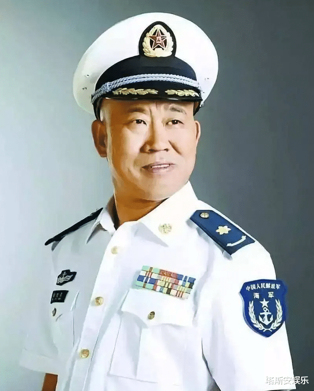 杜旭东|国家一级演员杜旭东，因“嘴歪”专演坏人，但妻女却都貌美如花