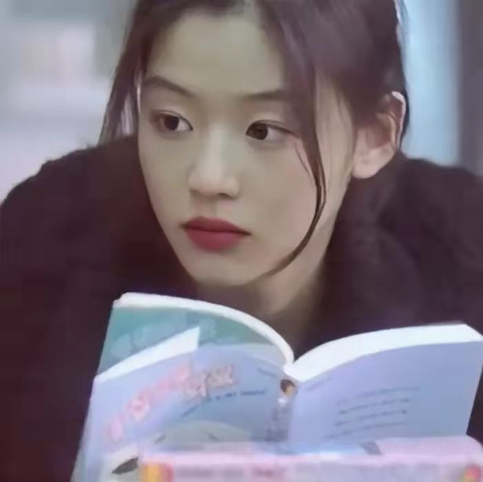 炎亚纶|全智贤早期竟然长这样,图三气场全开,也太好看了