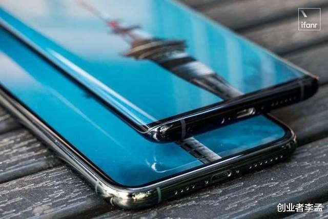 曲面屏|不玩游戏不看股票的你，喜欢曲面屏还是直屏手机