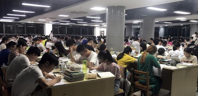 招聘|研究生迎来好消息,一些编制岗位对研究生招聘,部分岗位无需笔试