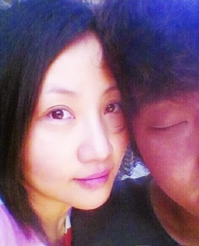 王大治|长得丑玩得花,六任女友美如画,王大治上演真实版的“丑男无敌”