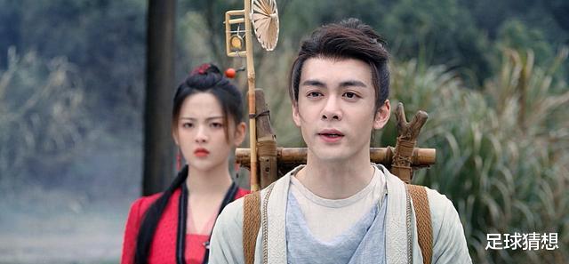 王小石|《说英雄》首播：主角演技引热议，杨超越令人惊喜，打戏评价两极