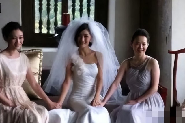 谢娜|娱乐圈的人走茶凉，在谢娜身上体现得可谓是淋漓尽致啊！