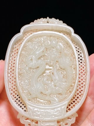 乾隆|清乾隆 和田玉籽料 白玉 镂雕 龙纹 玉扇 插屏 摆件 把件
