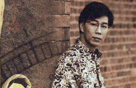 蔡国权|他是一代歌王巨星，曾与张国荣齐名，遭遇车祸被妻子抛弃，晚景凄凉！