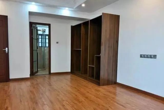 新房硬装花了13万,全屋定制柜子太漂亮了,尤其是鞋柜都来效仿!