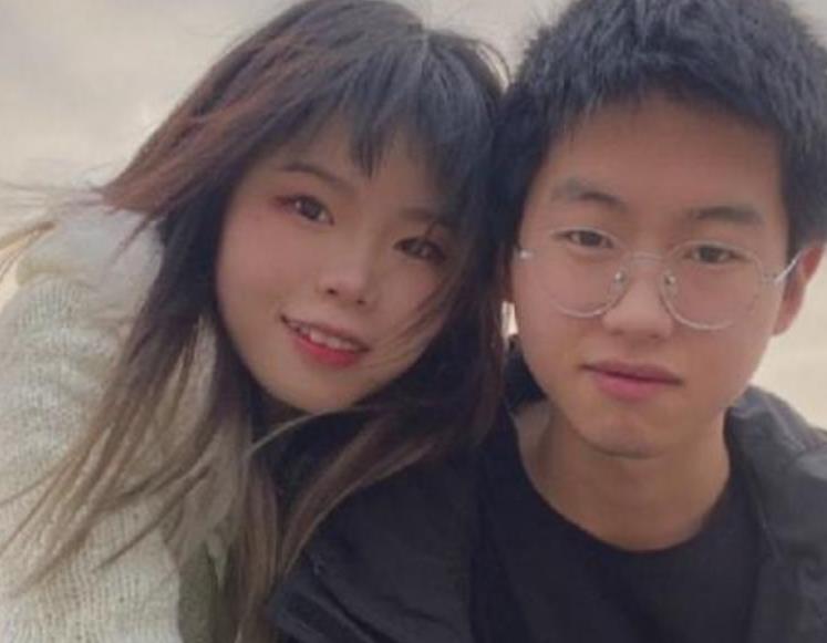 姐姐|孙海洋女儿为大家送高考祝福，孙卓现身评论区，姐姐回复支棱起来