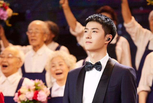 王一博|王一博作为青春宣誓人,亮相五四青年节晚会,新歌同步上线