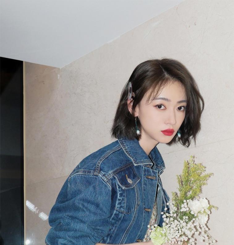 短发发型 别再留黑长直了!今年流行这4种“短发发型”,个个减龄有气质