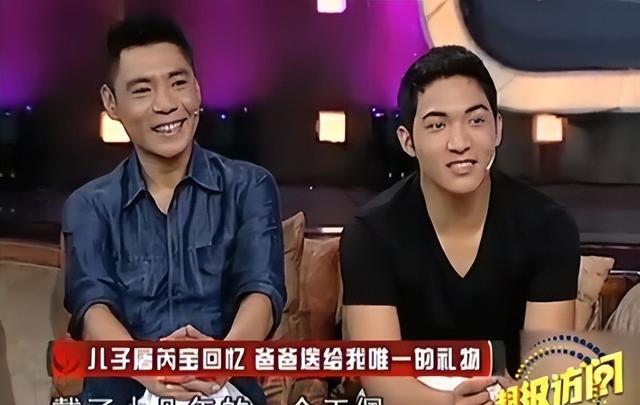 屠洪刚儿子屠芮葆:9岁母亲离世,18岁遭父亲白眼,继母才是我家人