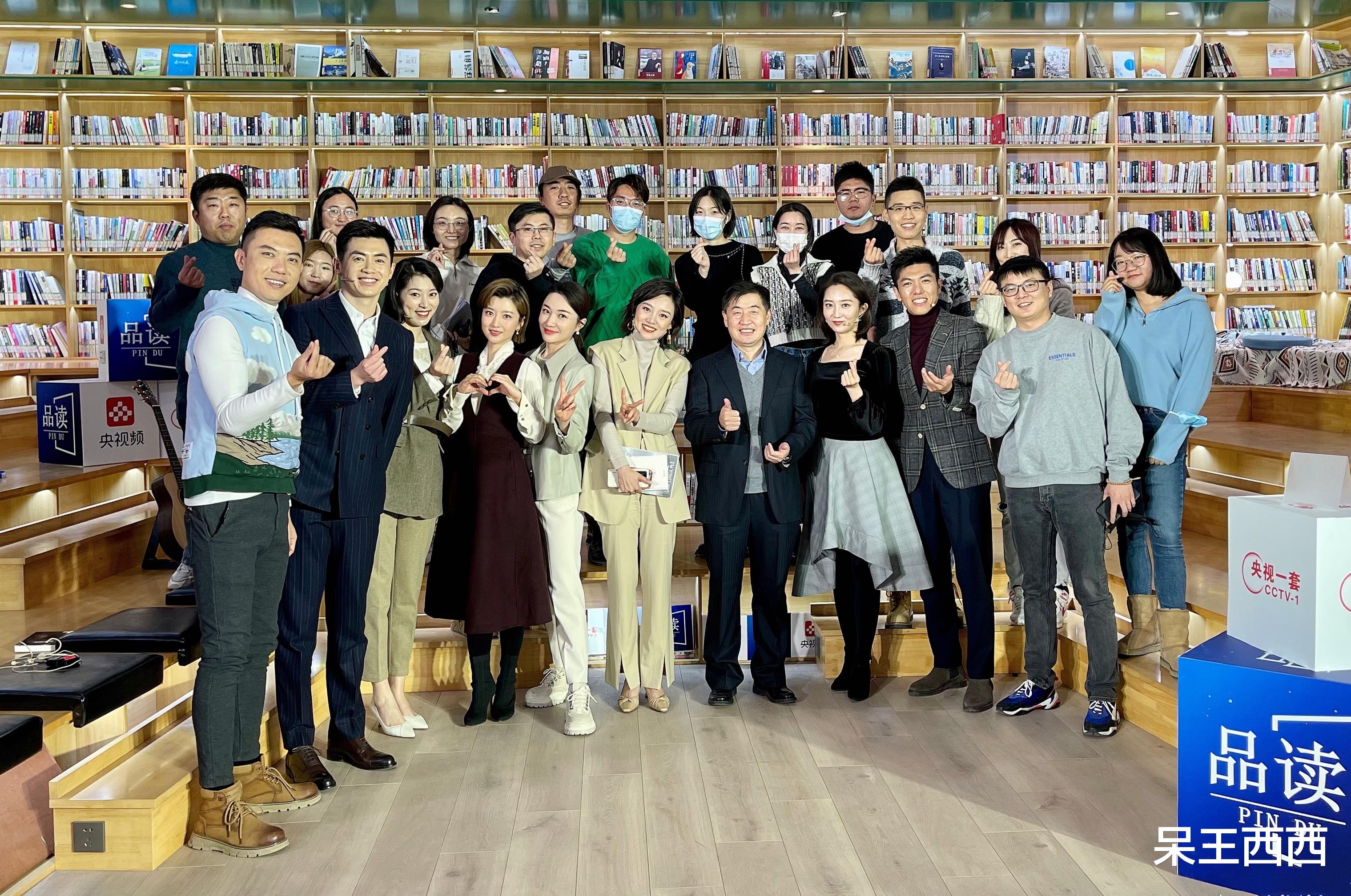 小人物走过大时代|央视主持人名单更新，新增“电视剧频道”，三位主播的名字很陌生