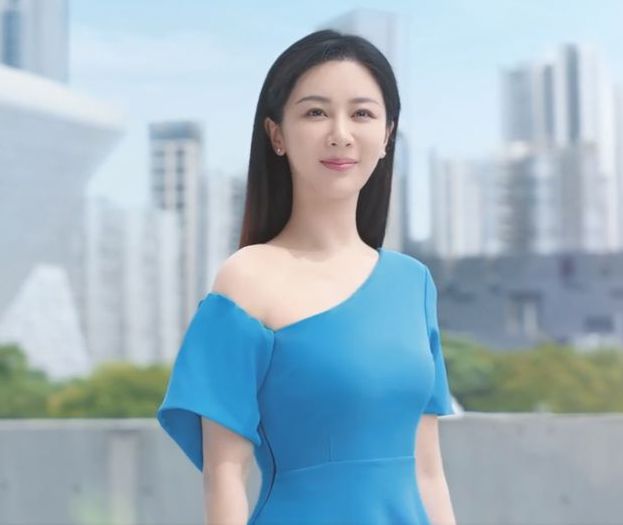 杨紫|杨紫全新代言惹争议,面部浮肿身材壮实,近照老十岁像中年人