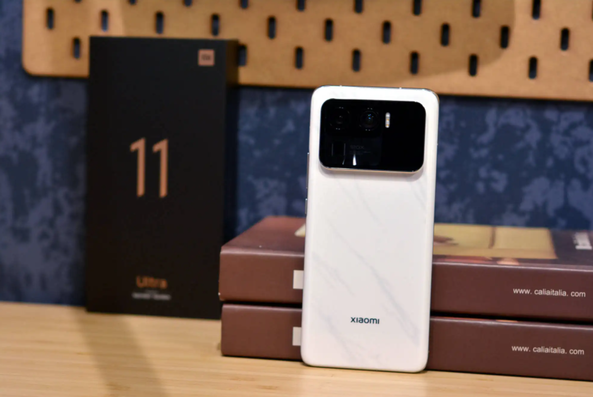 小米科技|IP68+2K三星屏，从5499元跌至3999元，对比大热的X80优势很明显