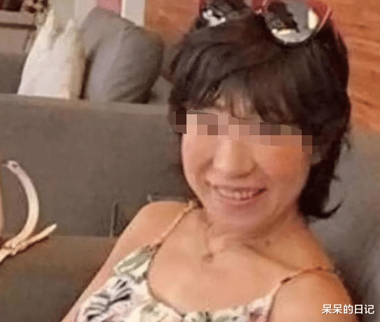 |64岁老奶奶包养多名鲜肉，一月给几百万，对外称自己38岁
