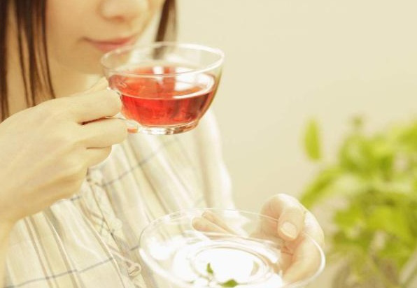 幽门螺杆菌|幽门螺杆菌太顽固?别急,常用这玩意泡水喝,肠胃想不健康都难