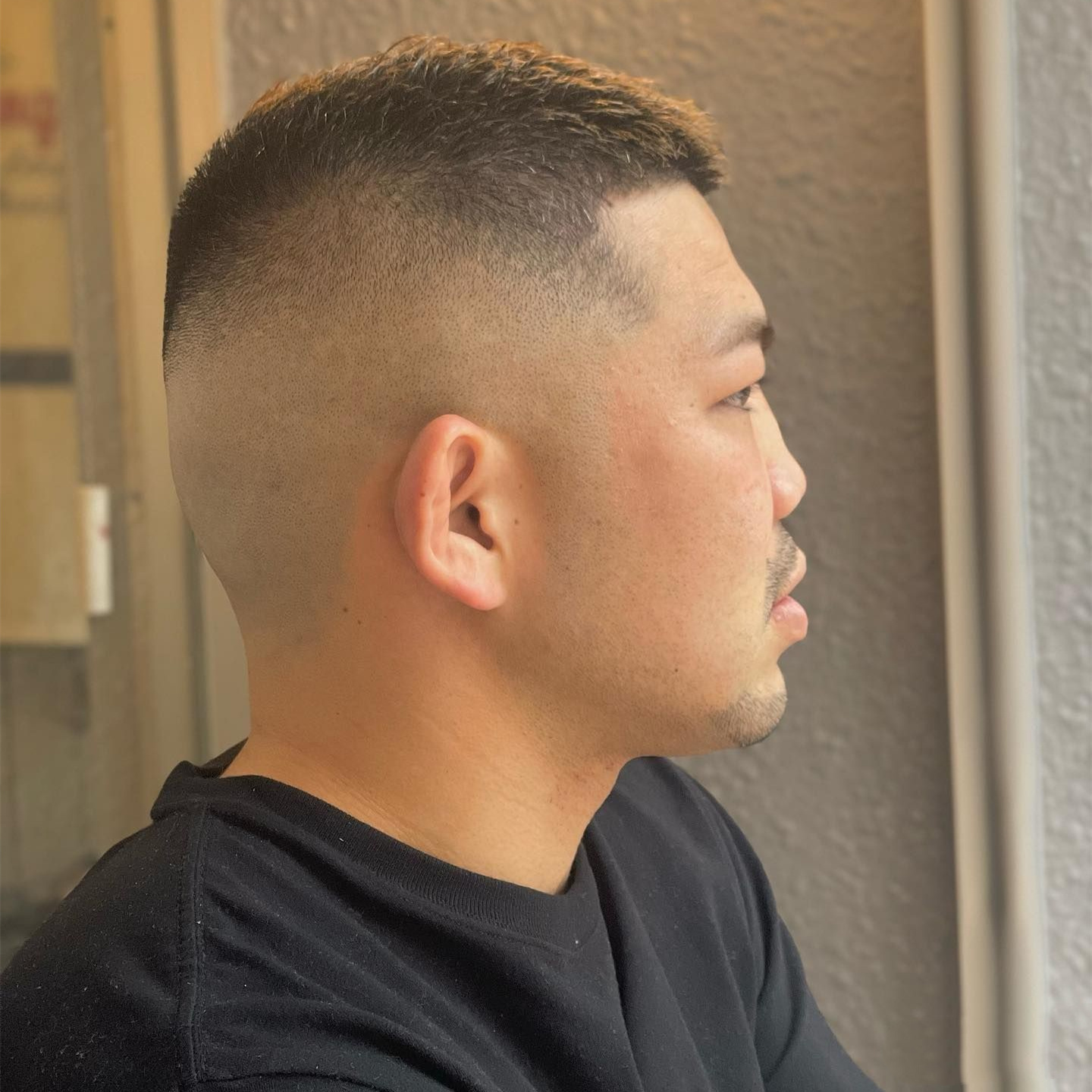蔬菜 四五十岁的男人别总剪板寸，这几款发型帅气有型，轻松摆脱油腻感