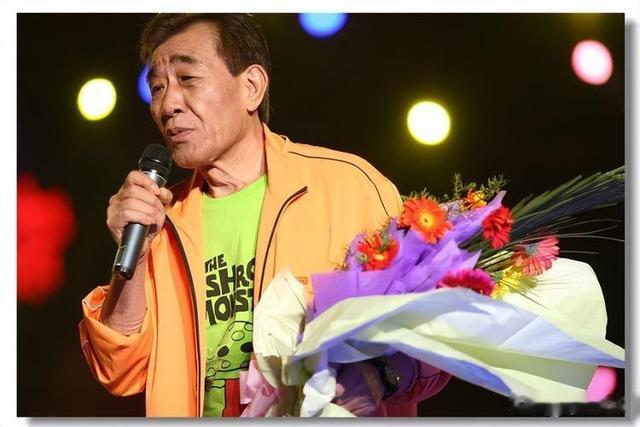 张帝|急智歌王张帝：娶小33岁女儿闺蜜，67岁老年得子，结婚14年仍恩爱